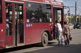 Сделали вход через переднюю дверь. Туляки на 