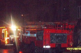 Ночью в Туле на улице Мосина загорелся магазин