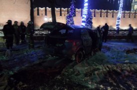 Водитель на «Chevrolet Lacetti» врезался в дерево возле Тульского кремля