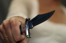 В Тульской области пенсионер чуть не зарезал соседа из-за парковки