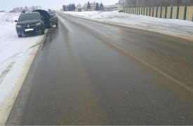 В Тульской области три автомобиля столкнулись «паровозиком»