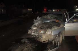 Под Тулой грузовик протаранил «ВАЗ-2111»
