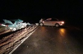Водитель «семерки» объезжал стоящий автомобиль и попал в ДТП