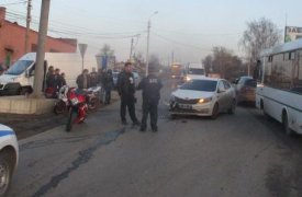 В центре Тулы в результате ДТП пострадал мотоциклист