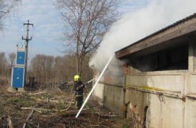 Утром сгорело нежилое строение в Заокском районе