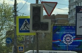 В Туле на перекрестке ул. Кирова и ул. Ложевой не работает светофор