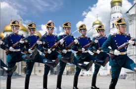 Тулякам покажут церемонию развода конных и пеших караулов