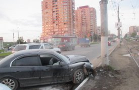 В Туле водитель «Hyundai» вписался в столб