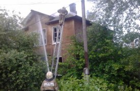 В Туле сгорел старый расселенный барак