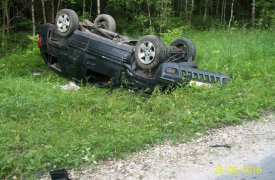 В Суворовском районе перевернулся джип 
