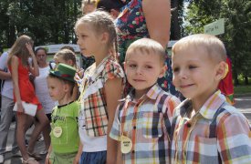 Туляков приглашают на парад близнецов