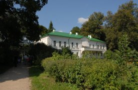 Ясная Поляна вошла в список символов Тулы на купюру в 200 и 2000 рублей