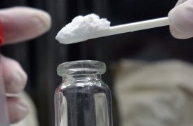 В машине туляка обнаружили белый порошок