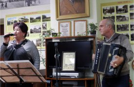 Тулякам исполнили авторские произведения «Песня, гитара и я»