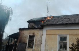 В доме на ул. Дульной сгорел чердак