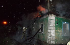 В Туле в результате пожара дом остался без крыши