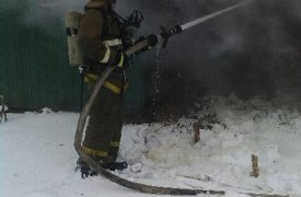 В Заокском районе полыхал ангар