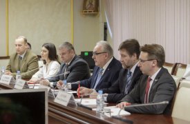 Тульские активисты Общероссийского народного фронта передали общественные предложения губернатору региона