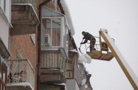 В Туле обнаружили множество нарушений по уборке крыш