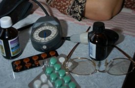 Цыганка-рецидивистка прикинулась сотрудницей газовой службы, чтобы украсть у пенсионерки тонометр