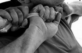 В Суворовском районе мужчина изнасиловал и задушил друга