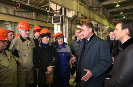Алексей Дюмин посетил Тульский металлопрокатный завод