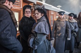 На экраны выходит фильм «Анна Каренина», снятый в Богородицком дворце