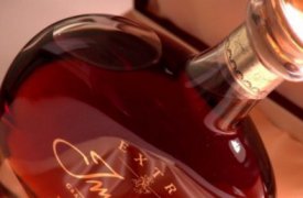 В Туле вор-гурман украл из магазина бутылку коньяка и сыр почти на 12 тыс. рублей