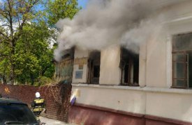 В Туле на ул. Металлистов горит памятник архитектуры XIX века