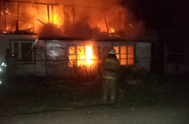 Ночью в Щекинском районе вспыхнул жилой дом