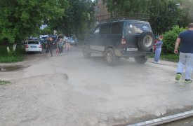 В Туле водитель «Уаза» сбил на тротуаре женщину с полугодовалым ребёнком
