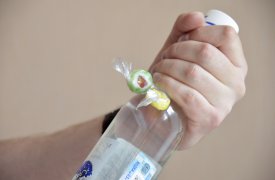 В Тульской области мужчина украл бутылку водки, «барбариски» и спиннинг