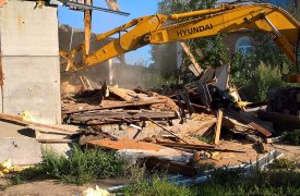 В Плеханово Тульской области демонтируют незаконные постройки цыган