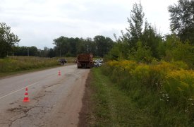 В Тульской области «Калина» попала под самосвал