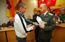 Более 50 тульских парней отправились служить по контракту