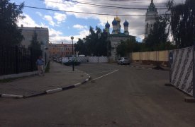 На ул.Металлистов по-прежнему открыто движение для жителей домов и экстренных служб