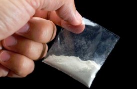 В Щекино задержали неадекватного 18-летнего молодого человека с пакетом наркотиков