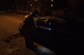 В Тульской области из-за аварии грузовика и легковушки сбили пешехода