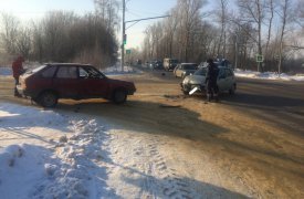 В Тульской области столкнулись «Калина» и «девятка»