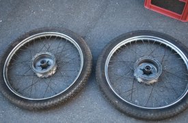 В Тульской области цыганка украла из сарая колеса от мопеда
