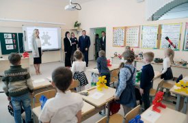 Алексей Дюмин посетил новую школу на Зеленстрое