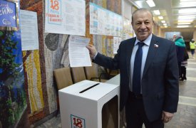 Юрий Цкипури и Евгений Авилов проголосовали за Президента России