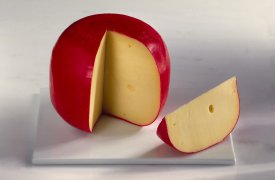 В Туле фальсифицированный белорусский сыр пытались выдать за «Эдам»