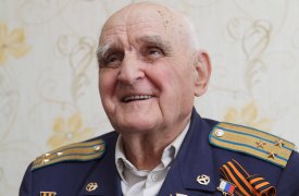 Алексей Дюмин выразил соболезнования родным ветерана ВОВ, Героя России Ивана Леонова