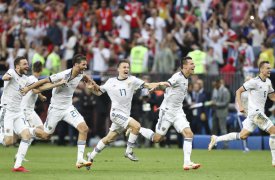 Туляков приглашают посмотреть матч Россия — Хорватия на большом экране