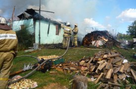 В Чернском районе сгорел жилой дом