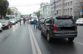 В ДТП с тремя авто на проспекте Ленина в Туле пострадал человек