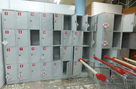 Туляк крал вещи, оставленные в ячейках супермаркета