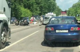 В Тульской области в жутком ДТП погиб водитель мотоцикла: видео 18+