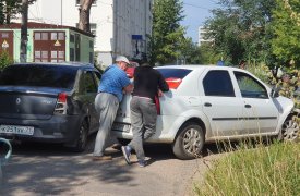 ДТП на Дегтярева в Туле: пострадавших нет